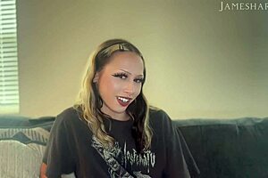 Sexy Hanah Quinn Arrives For A Surprising Therapy Session