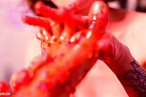 making her feet totally messy