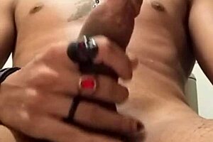 i jerk off close up right in front of the camera for you