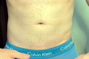 Pretty usa babe gives handjob to big cock 😍