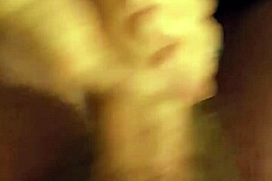 Lady Gives Glass Wank!