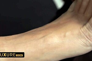 Amazing encounter with hot brunette in intimate setting