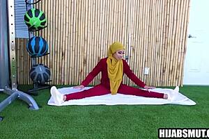 Muslim Housewife Betrays Husband With Fit Personal Trainer