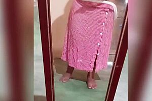 hot chubby babe uses toys in homemade fun 😍