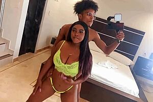 follando a mi hermanastra a escondidas en misionero