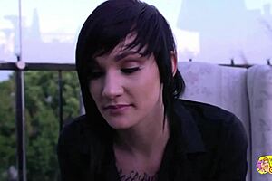 Two Amazing Goth Lesbians Fingering