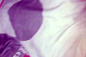 Fat wet pussy gets fucked hard by hot guy in public outdoor spreading!