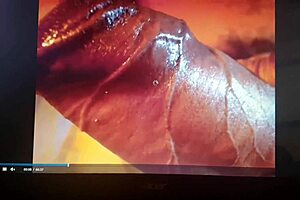 i can't believe this giant shemale cock