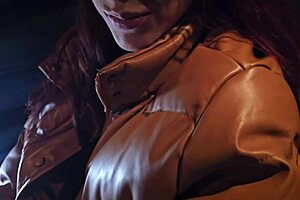 Bookstore girl removes condom for big cock ride in car