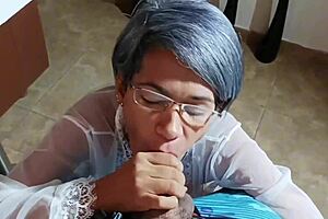 i can't forget that delicious stepsister, she's so sexy in this homemade video