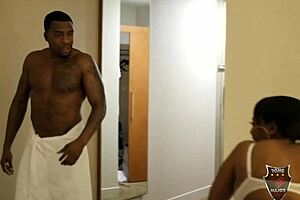 Yum the boss arouses rome majors monster cock by shaking her phat ass on Porno71