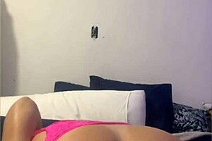 Quero Uma Rola Preta Aqui Pra Fude Minha Buceta