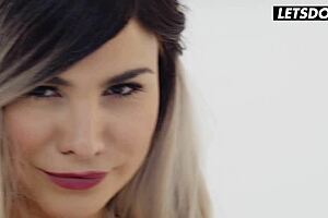 lisa gali enjoys slow sensual time with mature boyfriend