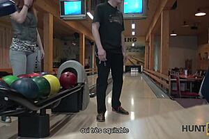 Hunt4k Lucky Fucker Organiza Una Maravillosa Recogida En La Bolera