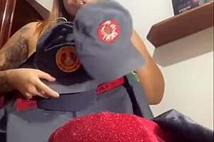 I Love Flashing And Making Cocks Hard!