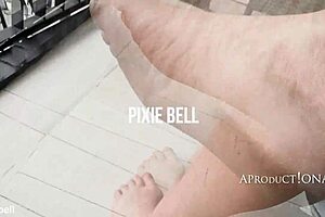 Dirty Feet Worship And Piss Drinking