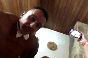 Marombado arrebenta buceta da loirinha no carnaval da paty bumbum na frente de todo mundo tesao pateu forte fudemos no meio do salao melisa alecxander