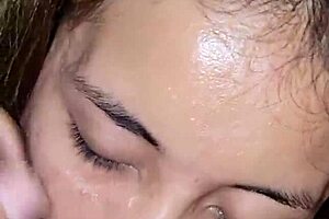 me vengo es su boca, contrasting cumshots in oral pleasure