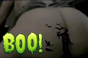 julie cash halloween clip