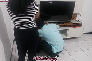 Dona De Casa Reclama Com O Técnico Que O Marido Não Percebeu Sua Lingerie Nova Ela Coloca E Pede A Opinião Do Técnico