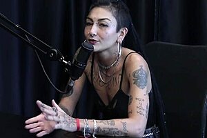 Prefere dominar tem vontade de um gang bang com oito gosta de pau grande e o vídeo que fez com o mário - caroleta roots watch on sheer red