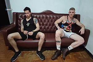 O Melhor Aer�bico � Sexo With Double Penetration And Deepthroat Anal Bareback.