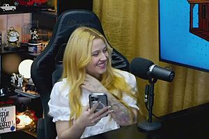 Viamms Rates Ruan's Performance In Glamour Massage Session