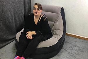 i feel the submissive kitten's shaved pussy during casting