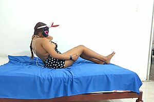 shy girl fucking herself silly and ejaculating 😏