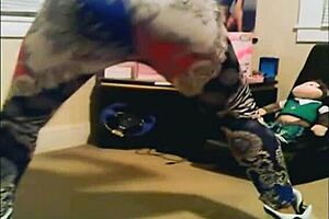 Black Milf Dances Despite Age