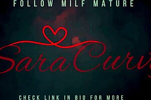 Milf caliente se deja follar el culo por 2 bbc