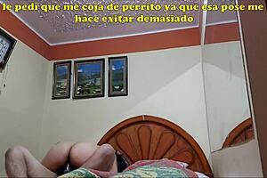 Esposo Ofrece Puta a Amigo Maduro Gordito por Ayuda