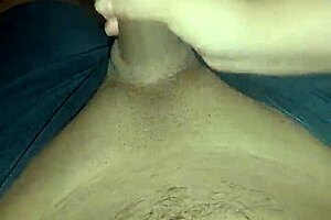 Masturbo Esta Polla Grande Sin Parar