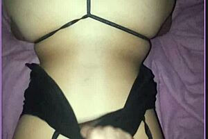 Gatita Nerd Me Pide Leche En Su Boquita Infiel