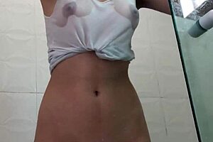 This Is How My Maid Cleans The Bathroom