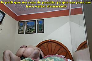 Esposo Ofrece Puta a Amigo Maduro Gordito por Ayuda