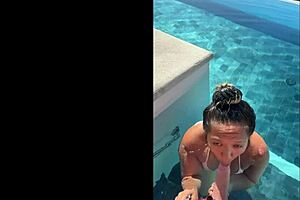 Public bj at infinity pool in Costa Rica with girlfriend and interracial couple