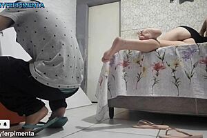 Married slut pays installer with xerecard