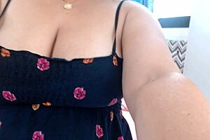 Oh No, Teacher's Leaked Video Shows Her Getting Creampied By The Principal In Outdoor Flashing!