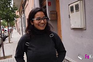 Don't miss Lana's hairy pussy!