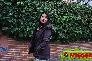 Curvy Colombian Babe María Sandoval Meets Big Black Dick First Time!