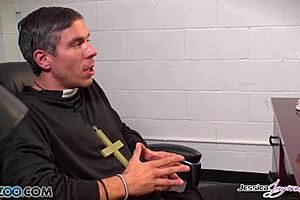 Jessica jaymes and nikki fuck each other big boobs and big booty 😘