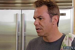 Pornstar intensely eats teen 18+ pussy in high definition