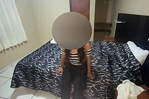 casting 004 - aida nos muestra como se hace un squirt y tiene un hermoso creampie anal versi�n gratuita