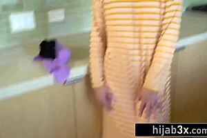 sexy middle-eastern teen sucks cock for first time