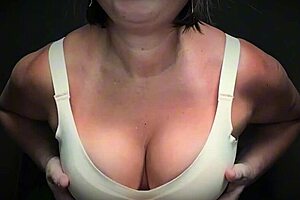 bouncing saggy tits with moaning mature milf