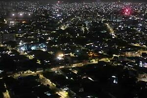 Submissive girl squirts during new year celebration in recife