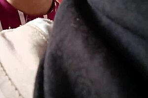I give a blowjob to a married man who secretly records the close-up action