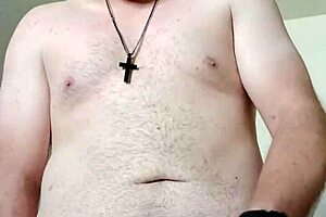 shooting a big load of sperm 💦