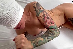 dark69doll's detailed blowjob followed by classic missionary in bedroom